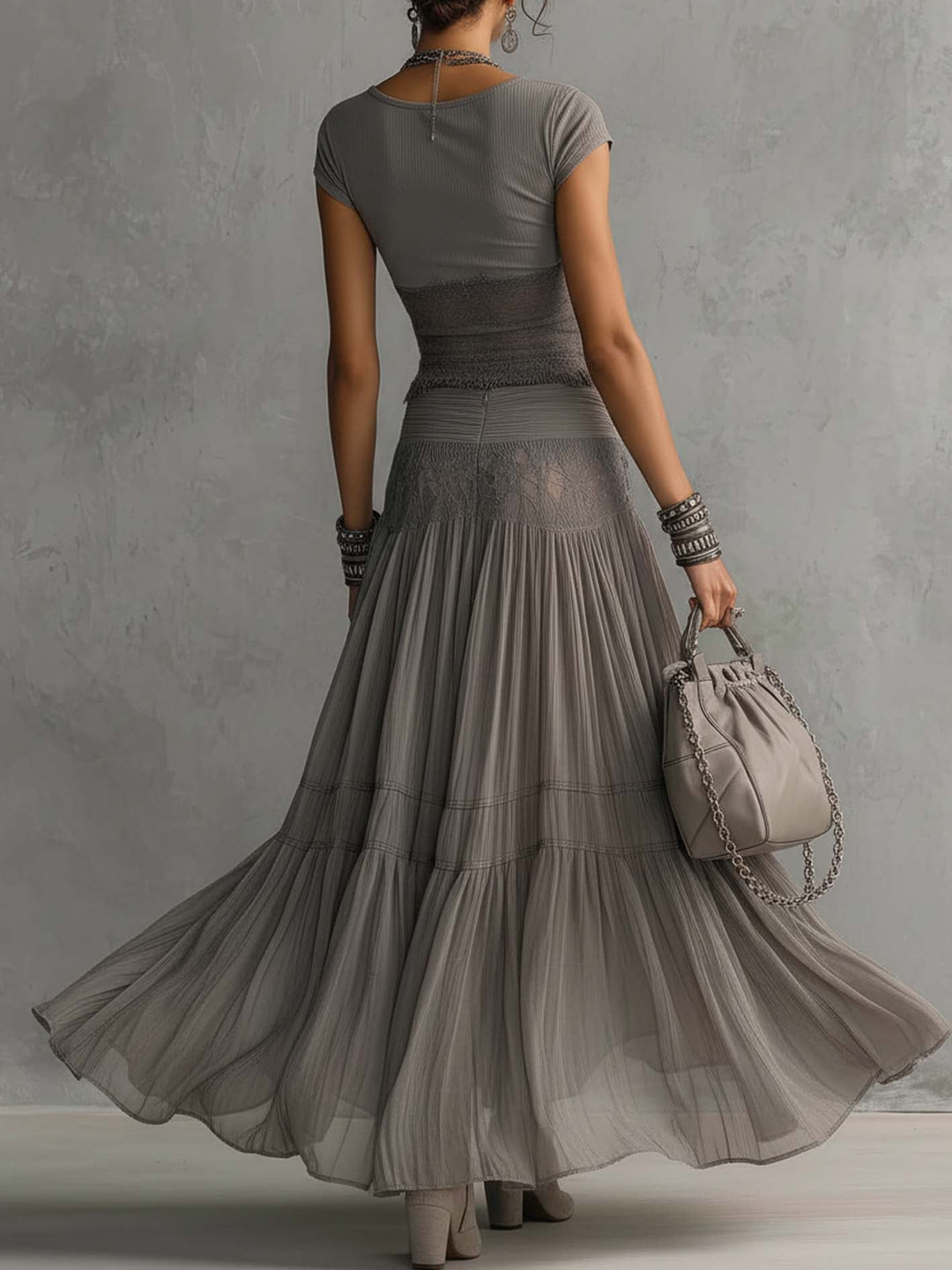 Geneva · Set Consisting of a Top with Black Lace Panels and a Maxi Pleated Skirt