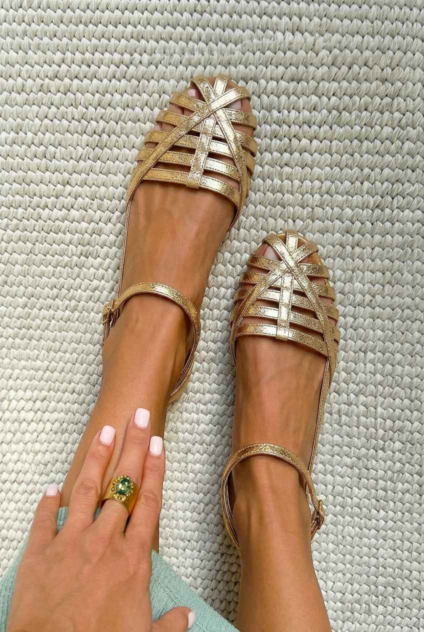 Sonia™ | Women's Closed-Toe Cage Flat Sandals