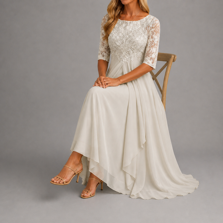 Zaria – The Flattering Lace Midi Dress
