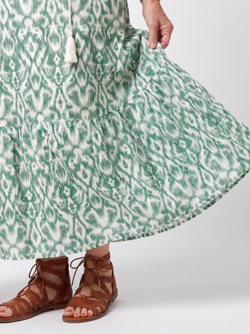 Ilara™ | Women's Patterned V-Neck Tassel Midi Dress