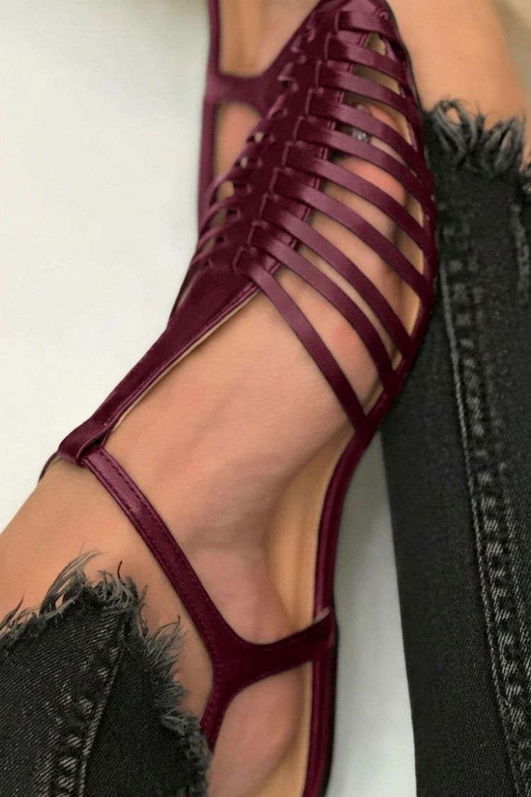 Rosy™ | Women's Cut-Out T-Strap Sandals