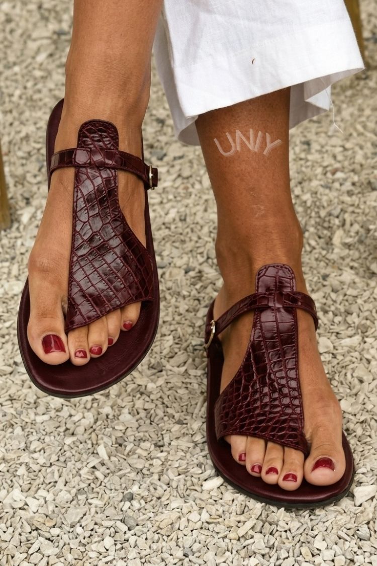 Kira™ | Women's Croc-Effect Thong Sandals