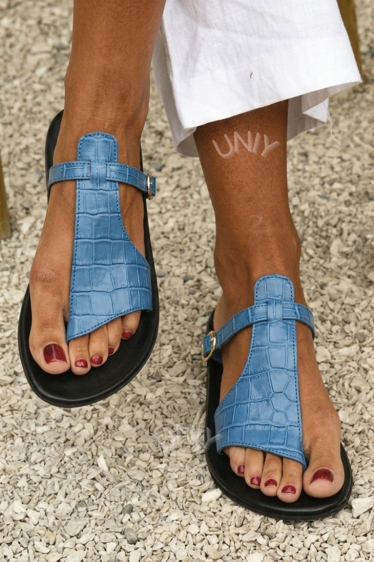 Kira™ | Women's Croc-Effect Thong Sandals