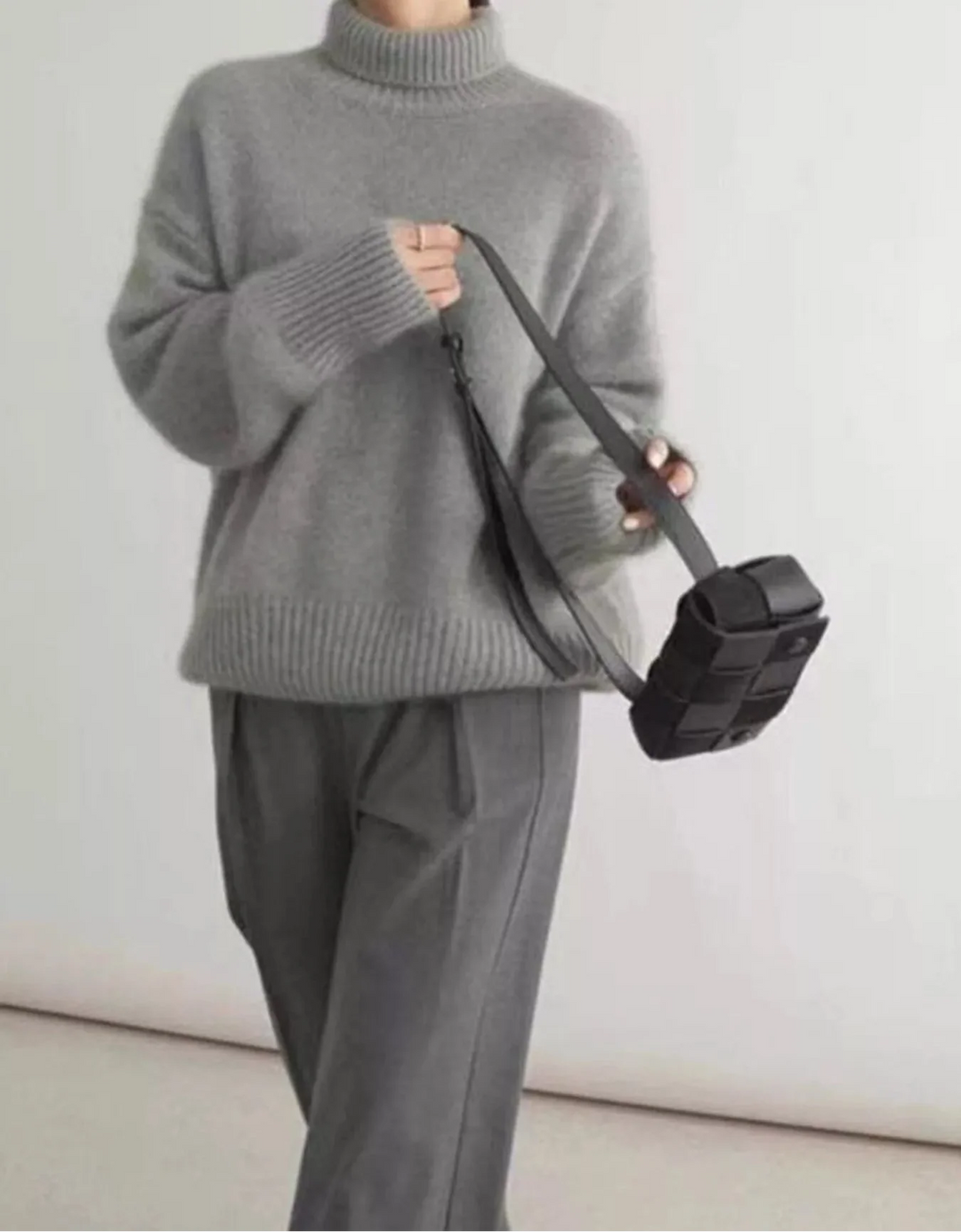 Scarlett | Turtleneck Dropped Shoulder Sweater