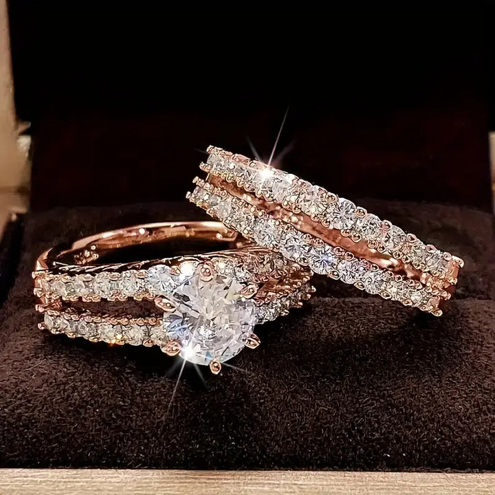 ETERNAL RADIANCE™ | GOLD RING SET