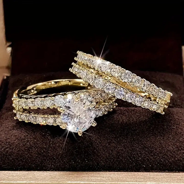 ETERNAL RADIANCE™ | GOLD RING SET