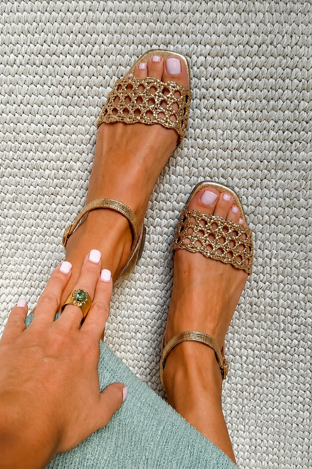 Aurora™ | Women's Cut-Out Flat Sandals
