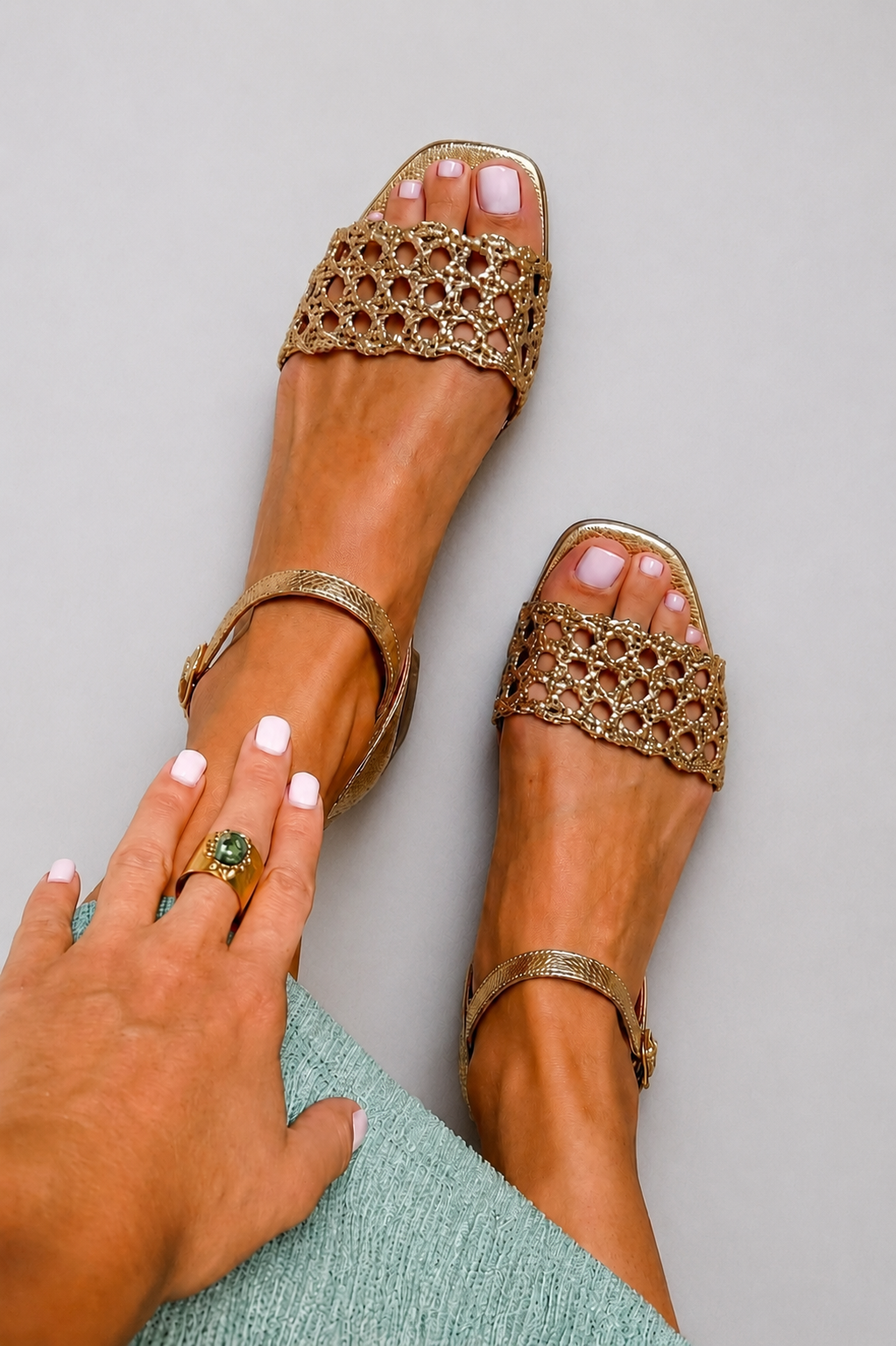 Aurora™ | Women's Cut-Out Flat Sandals