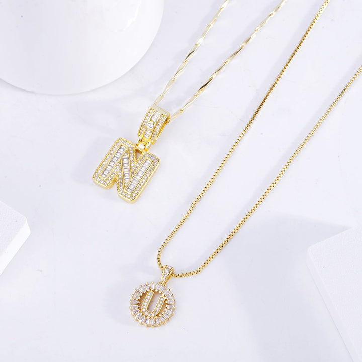 PAVÉ INITIAL™ | GOLD NECKLACE SET
