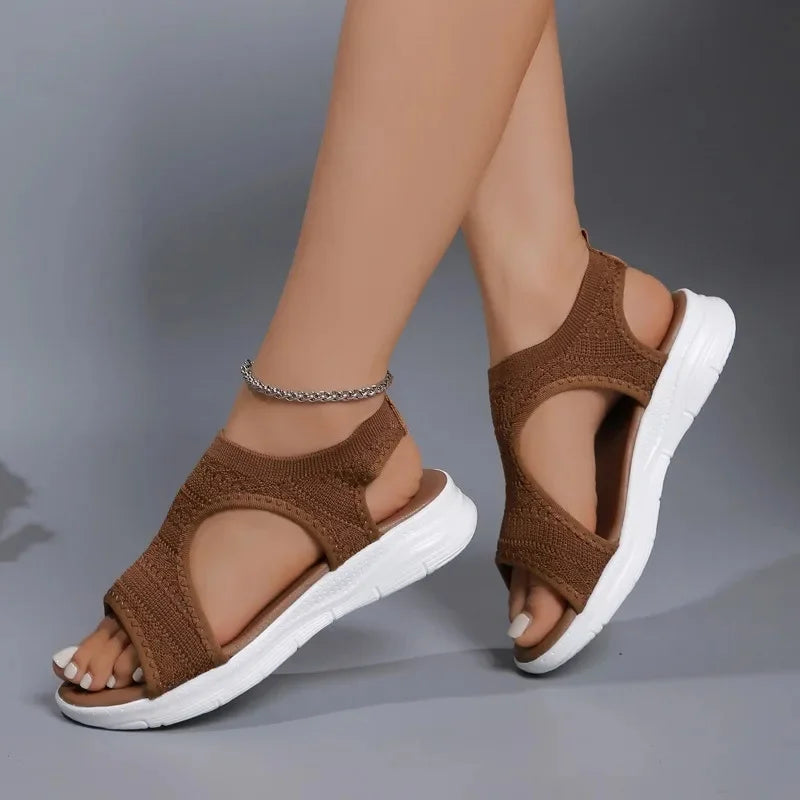 Sara | Sandals with a design