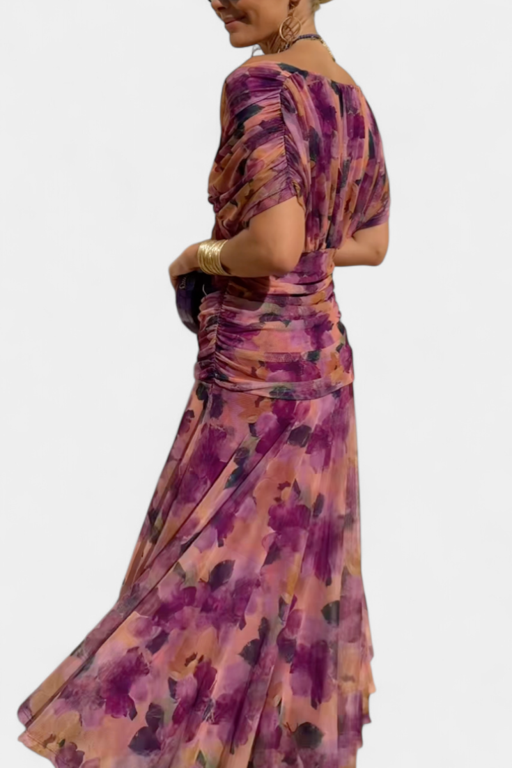 LALUNA | Elegant Dress With V-Neckline