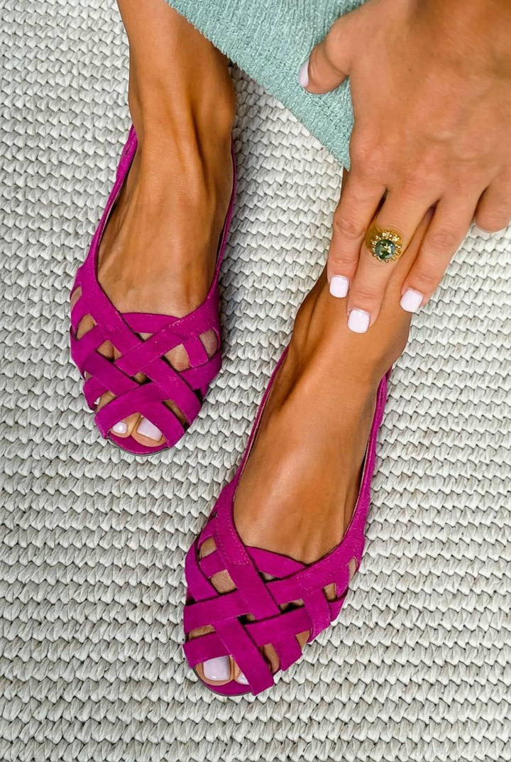 Frea™ | Women's Woven Crisscross Open-Toe Sandals