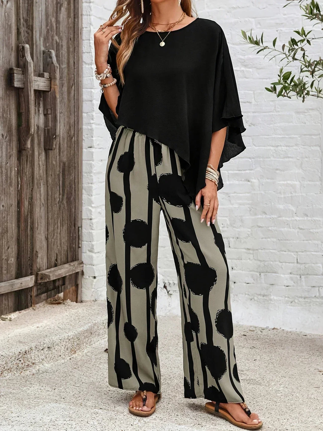 Valeriana™ | Women's Asymmetric Top &amp; Abstract Wide-Leg Pants Two-Piece Set