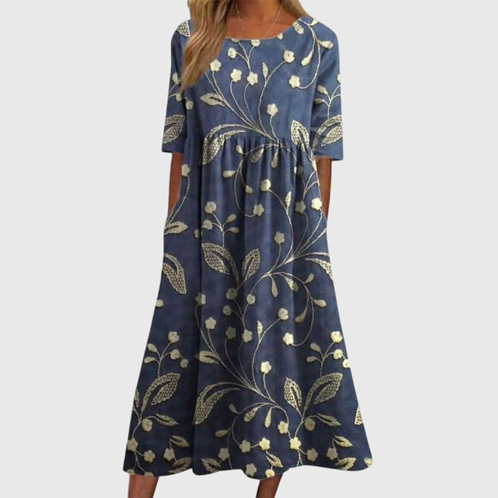 DJALA | FLATTERING DRESS