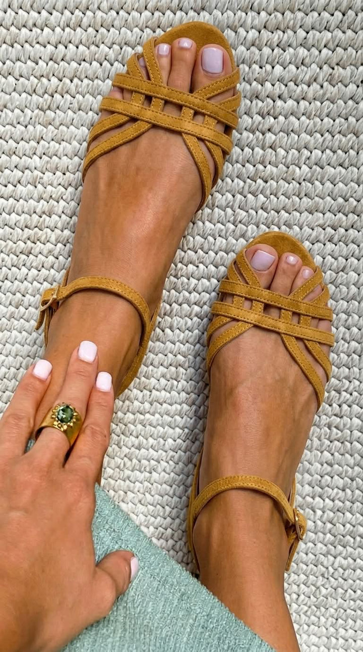 Yeri™ | Women's Glossy Peep-Toe T-Strap Sandals