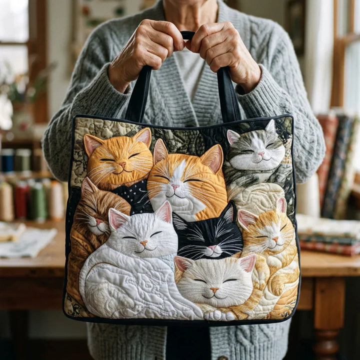 LILY & HARPER LONDON | SLEEPING KITTENS BAG FOR WOMEN