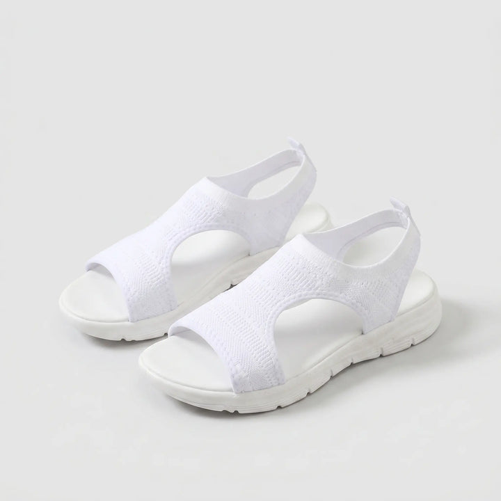 Sara | Sandals with a design