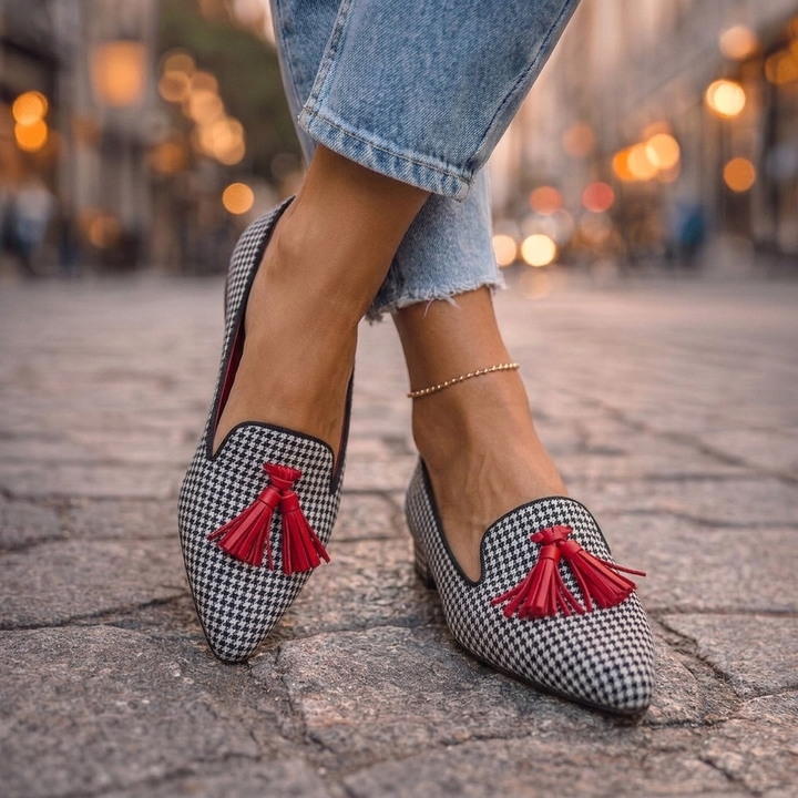 Livia™ | Women's Pointed Slip-On Flats