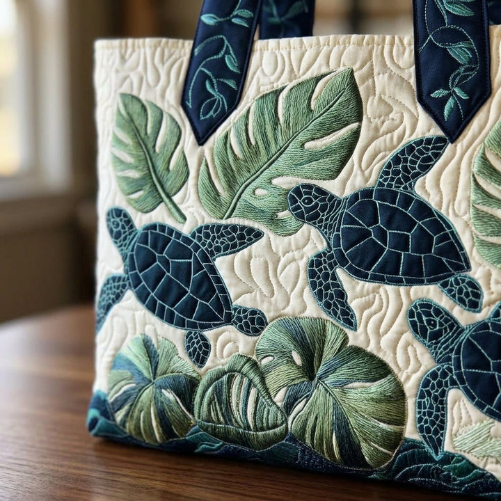 Maria™ | Women's Sea Turtle Quilted Tote Bag